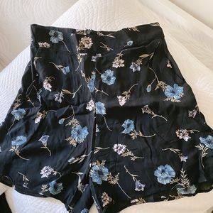 Reformation shorts